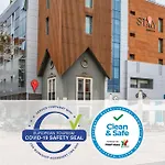 Centro 4* توريس فيدراس