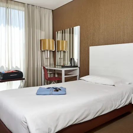 ホテル ステイ トーレス ベドラス セントロ 4*