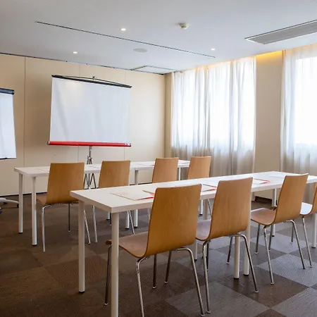 Centro Ξενοδοχείο 4*