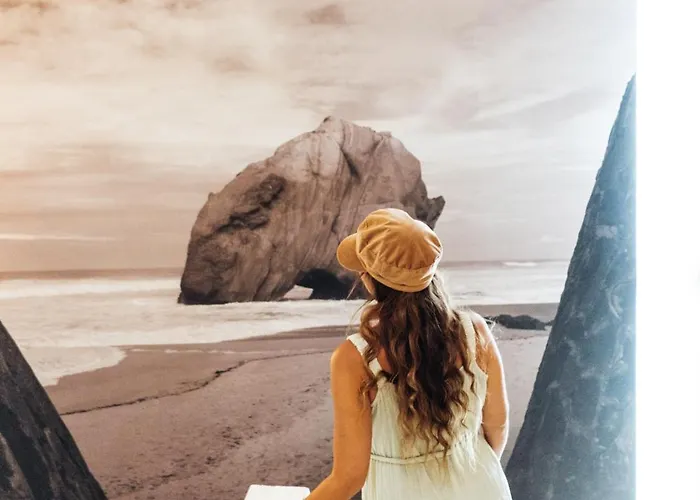 托里什韦德拉什中心酒店 酒店