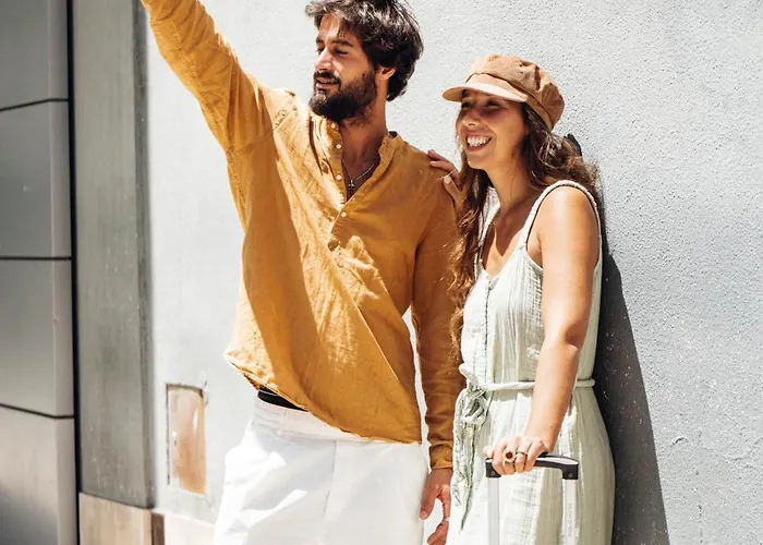 托里什韦德拉什中心酒店 4*