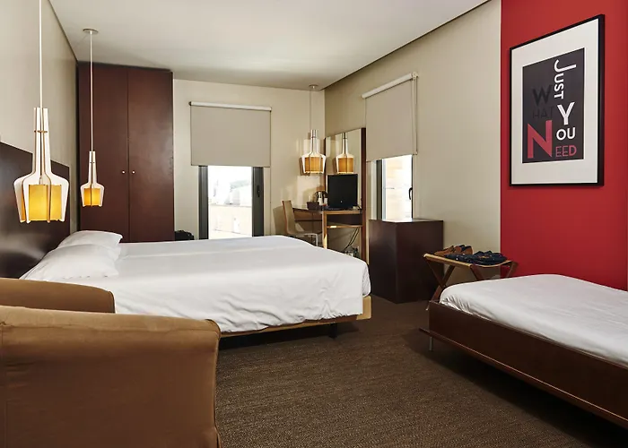 托里什韦德拉什中心酒店