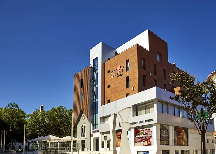 托里什韦德拉什中心酒店