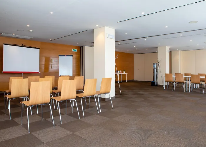 酒店 托里什韦德拉什中心酒店